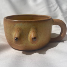 Load image into Gallery viewer, Banilla colored BoobyPot mug with cinnamon dot nipples.
